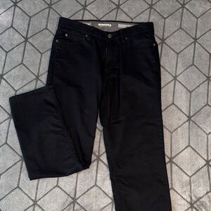 Sonoma Men's Dark Black Relaxed Jeans